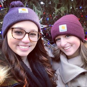 Meet your Posher, Danielle